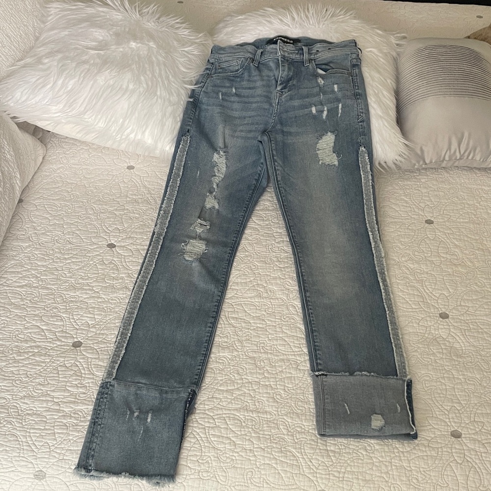 Express Distressed Gray Ankle Jeans